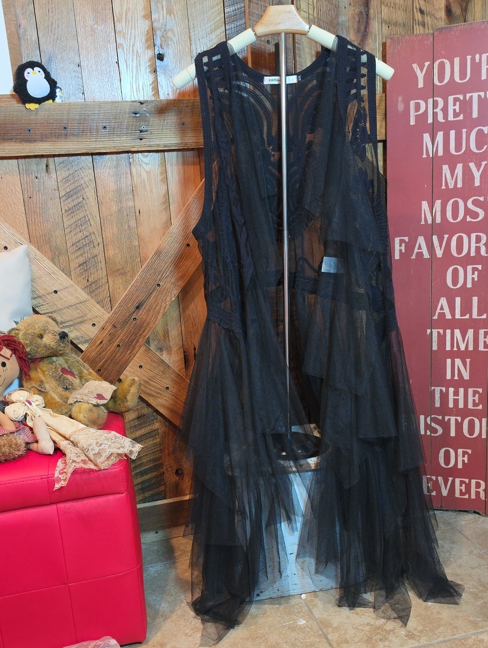 188p Origami Black Sheer Layered Sleeveless Tulle Duster